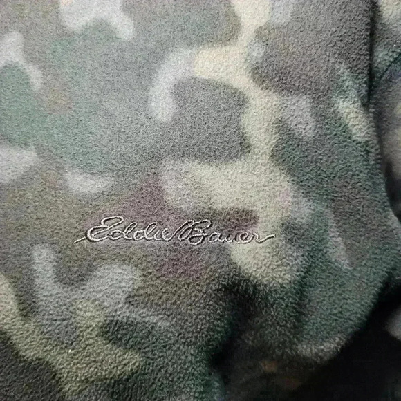 Eddie Bouer, camel pullover jacket size medium. - Picture 2 of 6